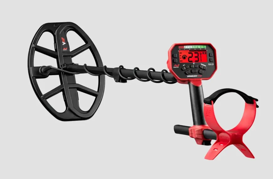 Minelab Vanquish 540 Multi-Frequency Pinpointing Metal Detector