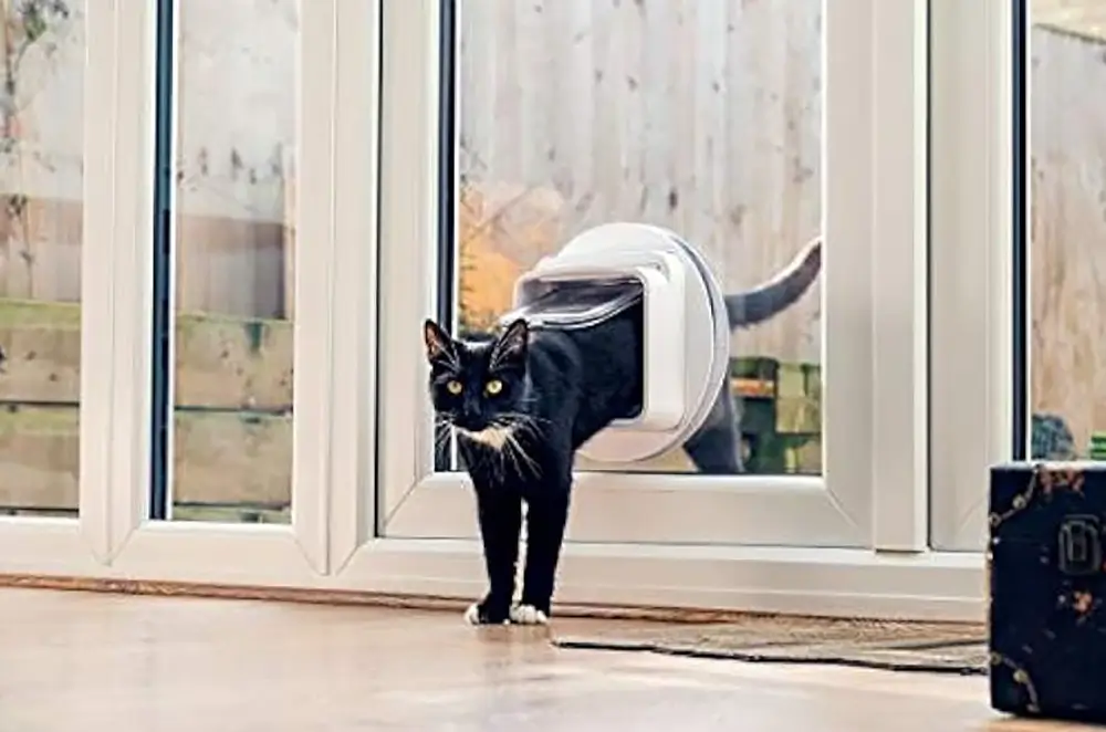 SureFlap - Sure Petcare Microchip Cat Flap